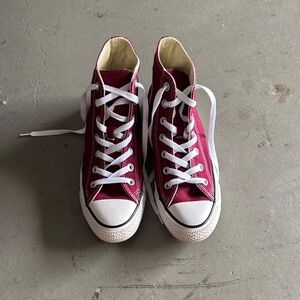 Converse Burgundy High-Tops with White Accents Size 6M/8W